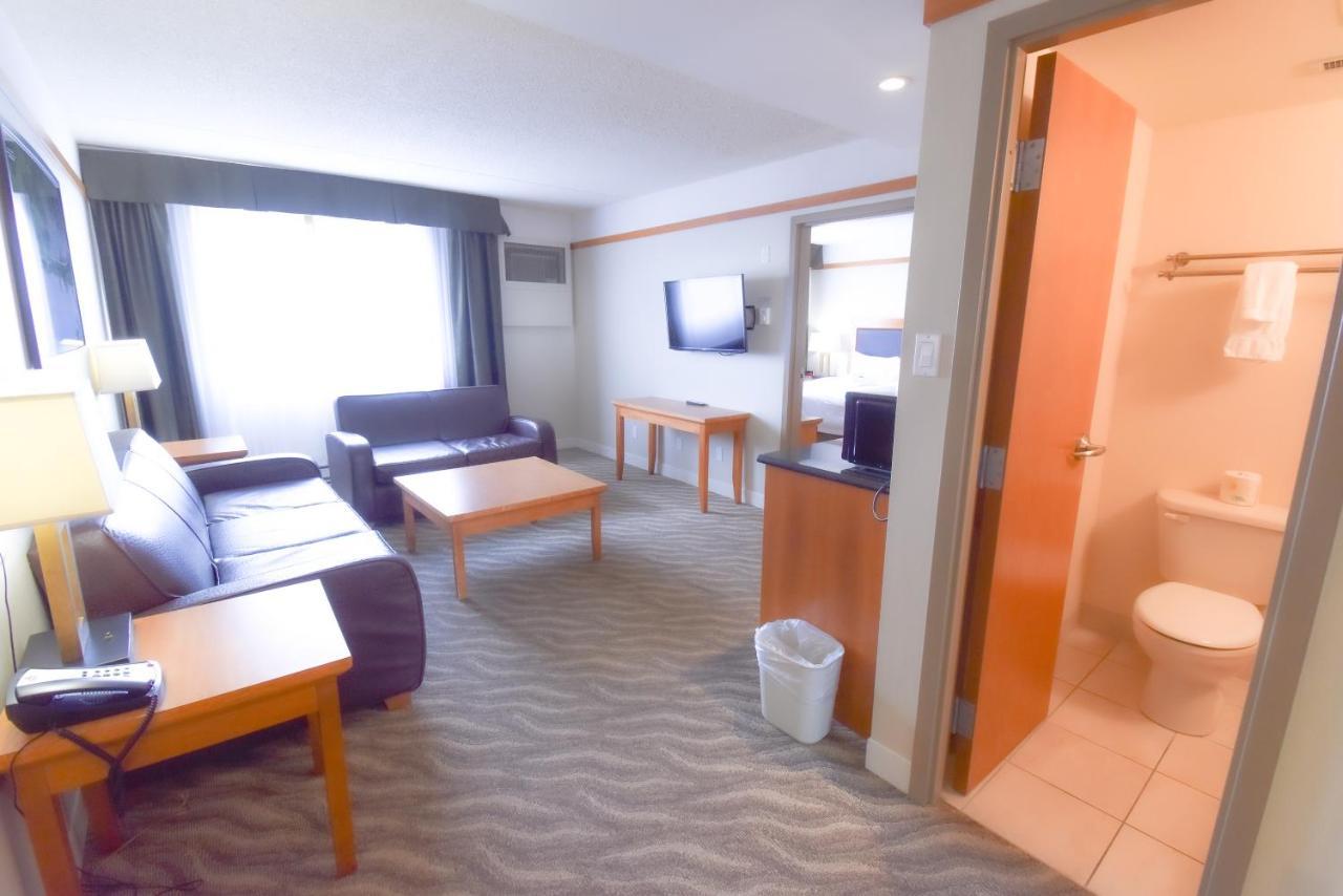 Canad Inns Destination Centre Polo Park 温尼伯 外观 照片